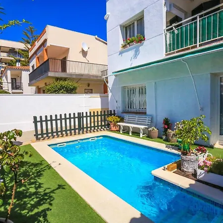 Casa Del Sol Only Families Villa